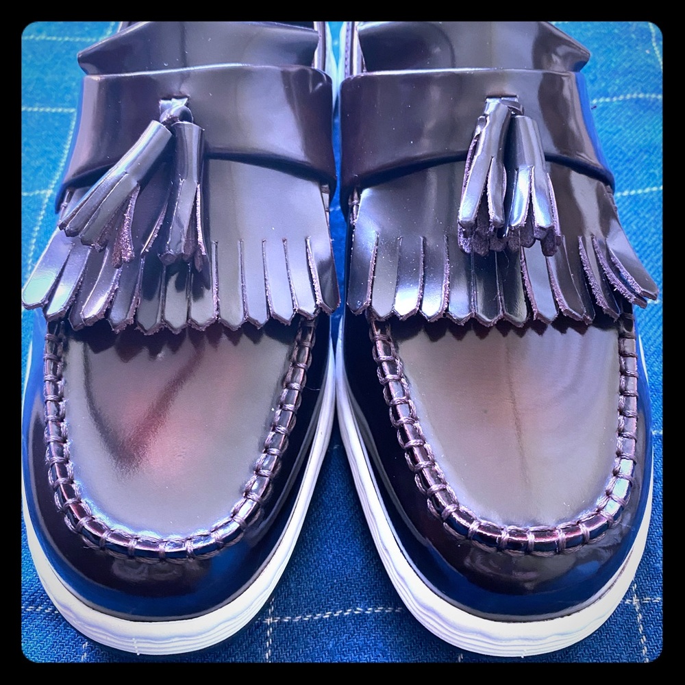 Doc Marten’s Air Wave loafer. Size 10. NWOT.